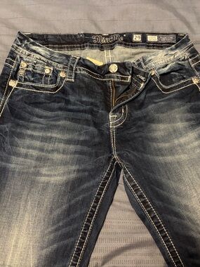 Women’s Dark Blue Washed Jeans - Classic Fit